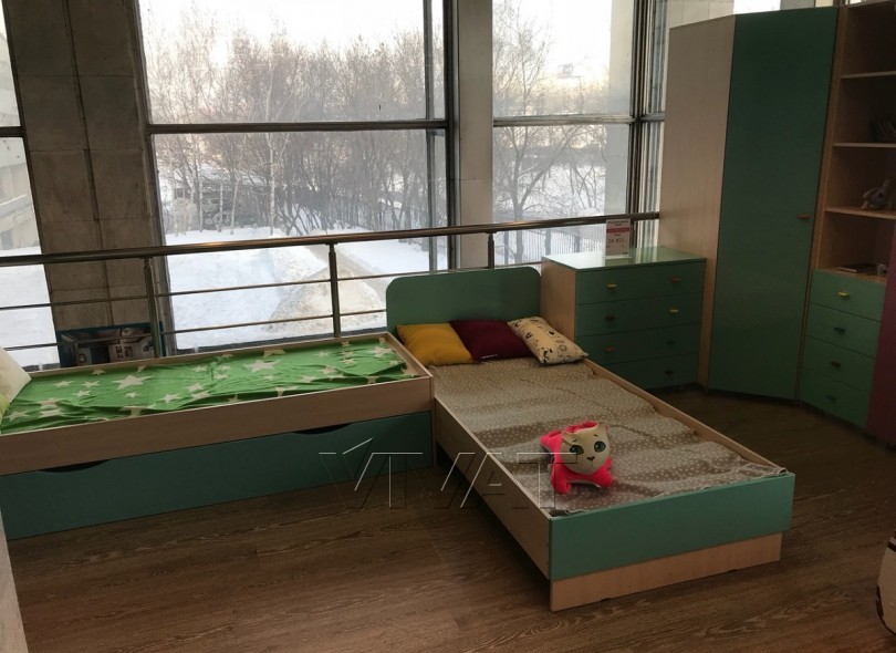 фото Роман Бирюзовый металлик